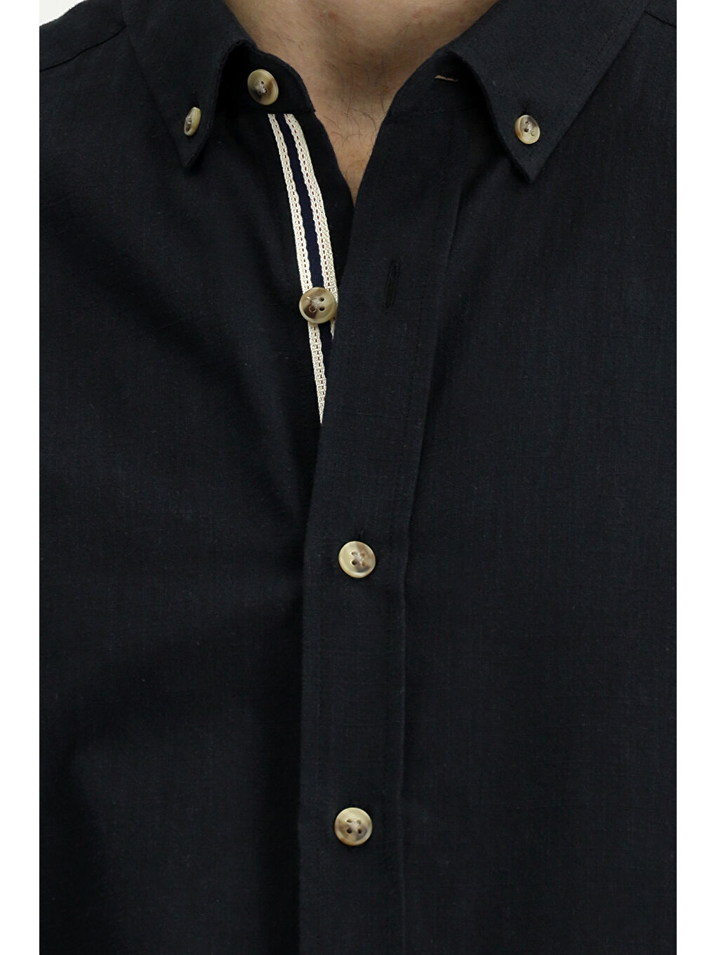 Siyah Kısa Kol Regular Fit Düğmeli Yaka Keten Görünümlü Pamuk Spor Gömlek-4