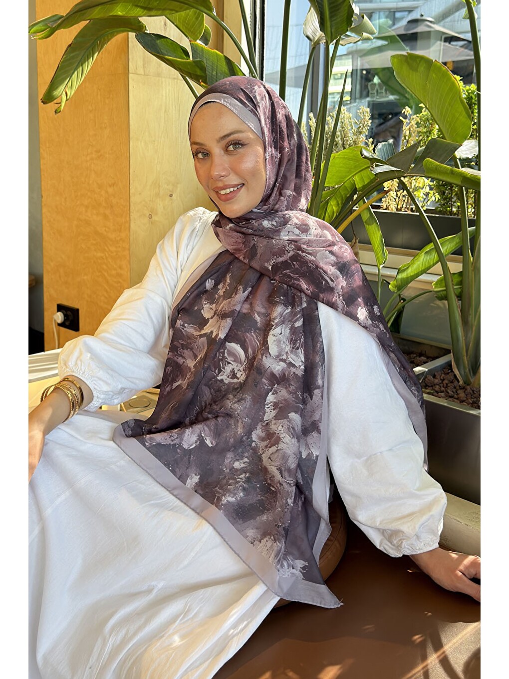Kahverengi Gül Çiçek Desen Lara Soft Şal Soft Kahve-1