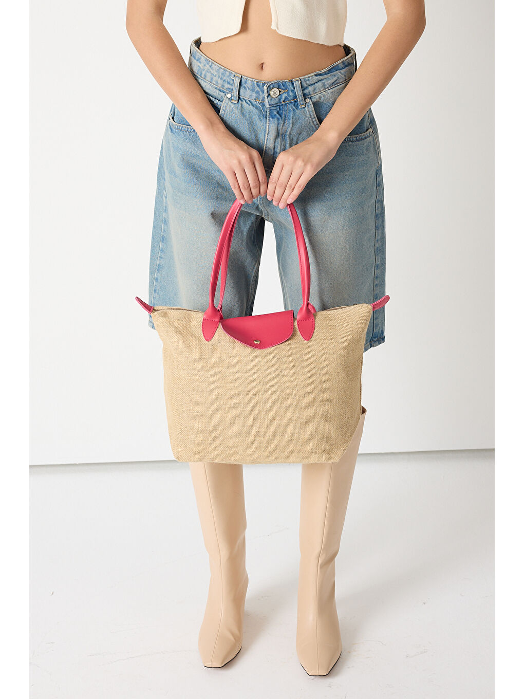 Kadın Fuşya Orta Boy Askılı Hasır El ve Omuz Çantası-1