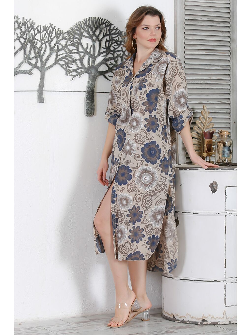 Kahverengi İtalyan Açık Kahve Gömlek Yaka Düğmeli Uzun Kollu Çift Cepli Allover Baskılı Dokuma Elbise 130 65