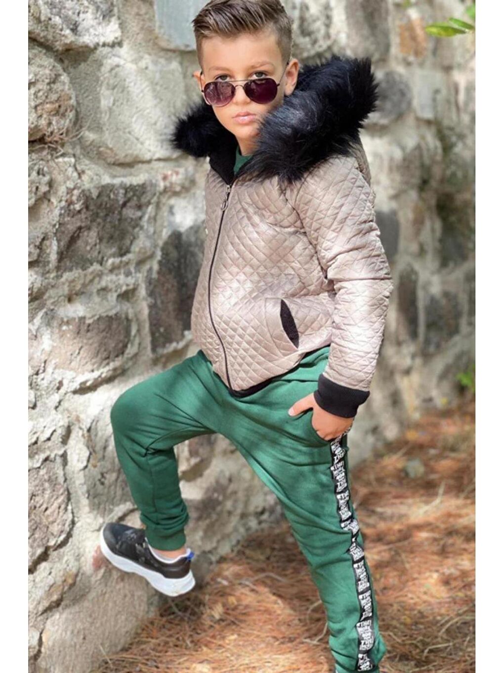 Erkek Çocuk New İçi Kürk Montlu ve Bereli Şerit Detaylı Yeşil Eşofman Takım-7