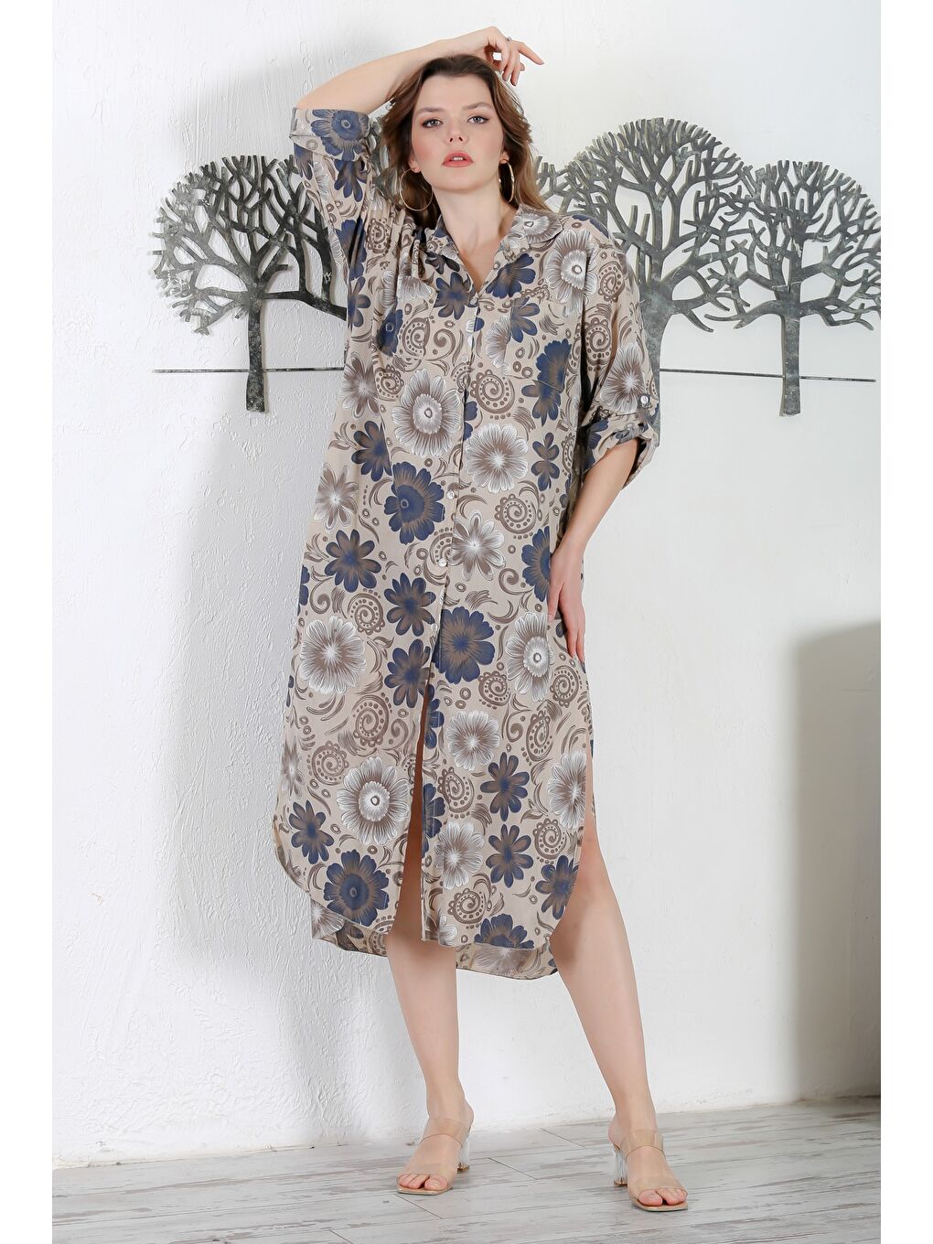 Kahverengi İtalyan Açık Kahve Gömlek Yaka Düğmeli Uzun Kollu Çift Cepli Allover Baskılı Dokuma Elbise 130 65-3