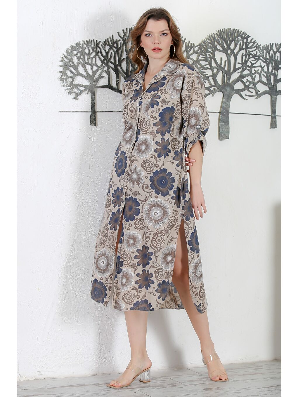 Kahverengi İtalyan Açık Kahve Gömlek Yaka Düğmeli Uzun Kollu Çift Cepli Allover Baskılı Dokuma Elbise 130 65-4