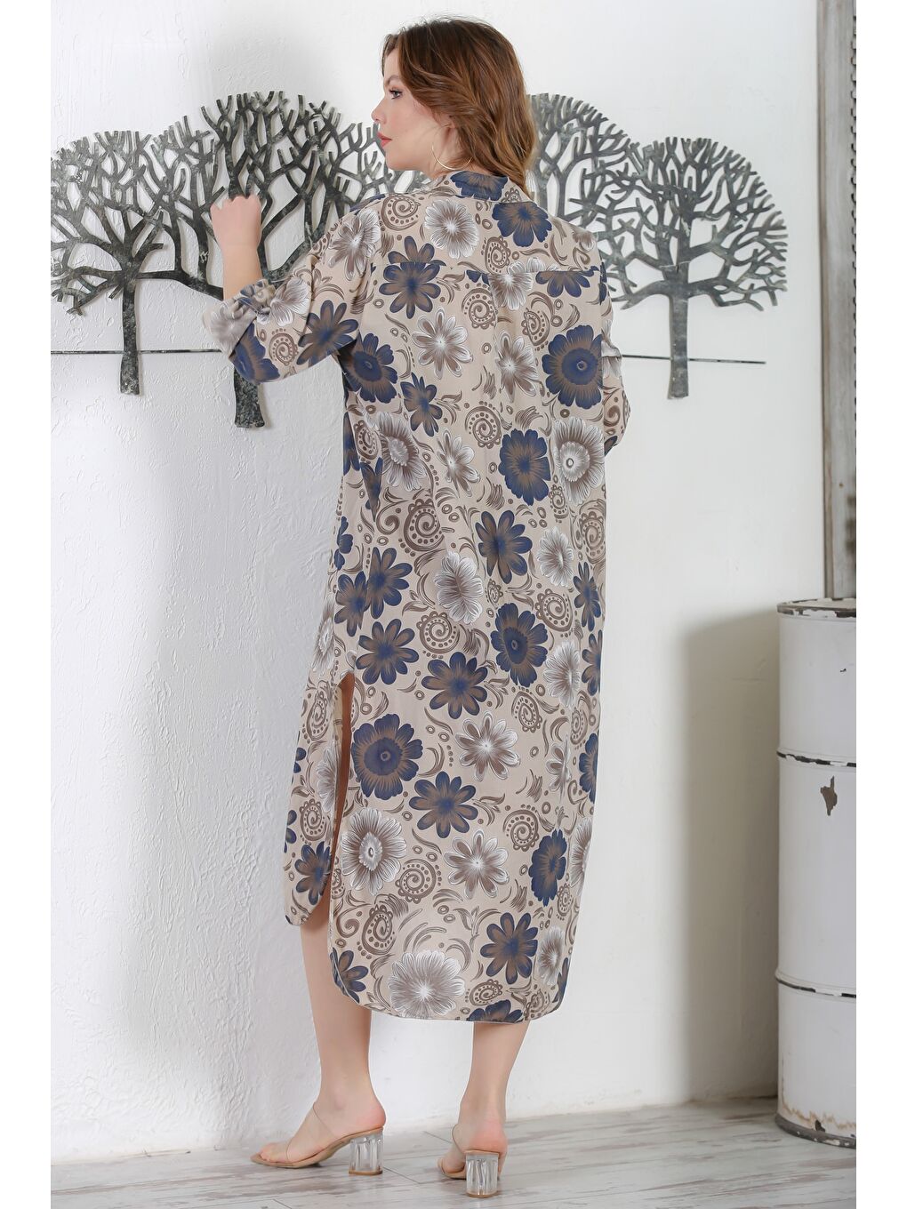 Kahverengi İtalyan Açık Kahve Gömlek Yaka Düğmeli Uzun Kollu Çift Cepli Allover Baskılı Dokuma Elbise 130 65-6