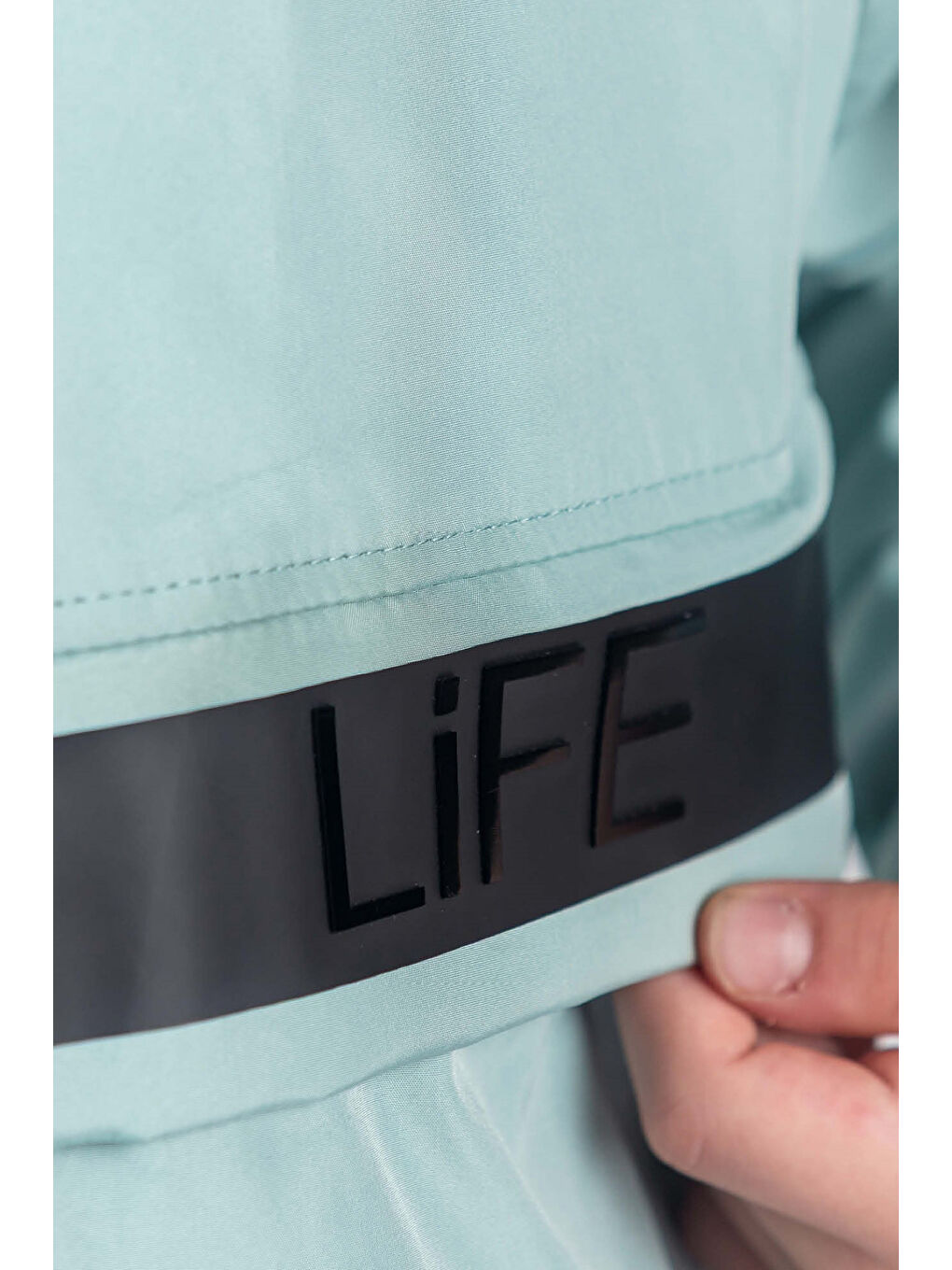 Turkuaz Erkek Çocuk Çıkarılabilir Kapüşonlu New Life Baskılı Kışlık Mont KM7361-2