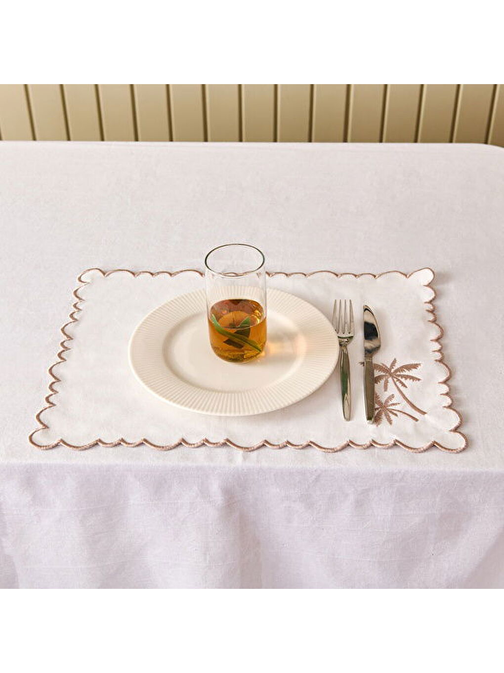 Soft Palm Amerikan Servis - Beyaz - 30x50 cm