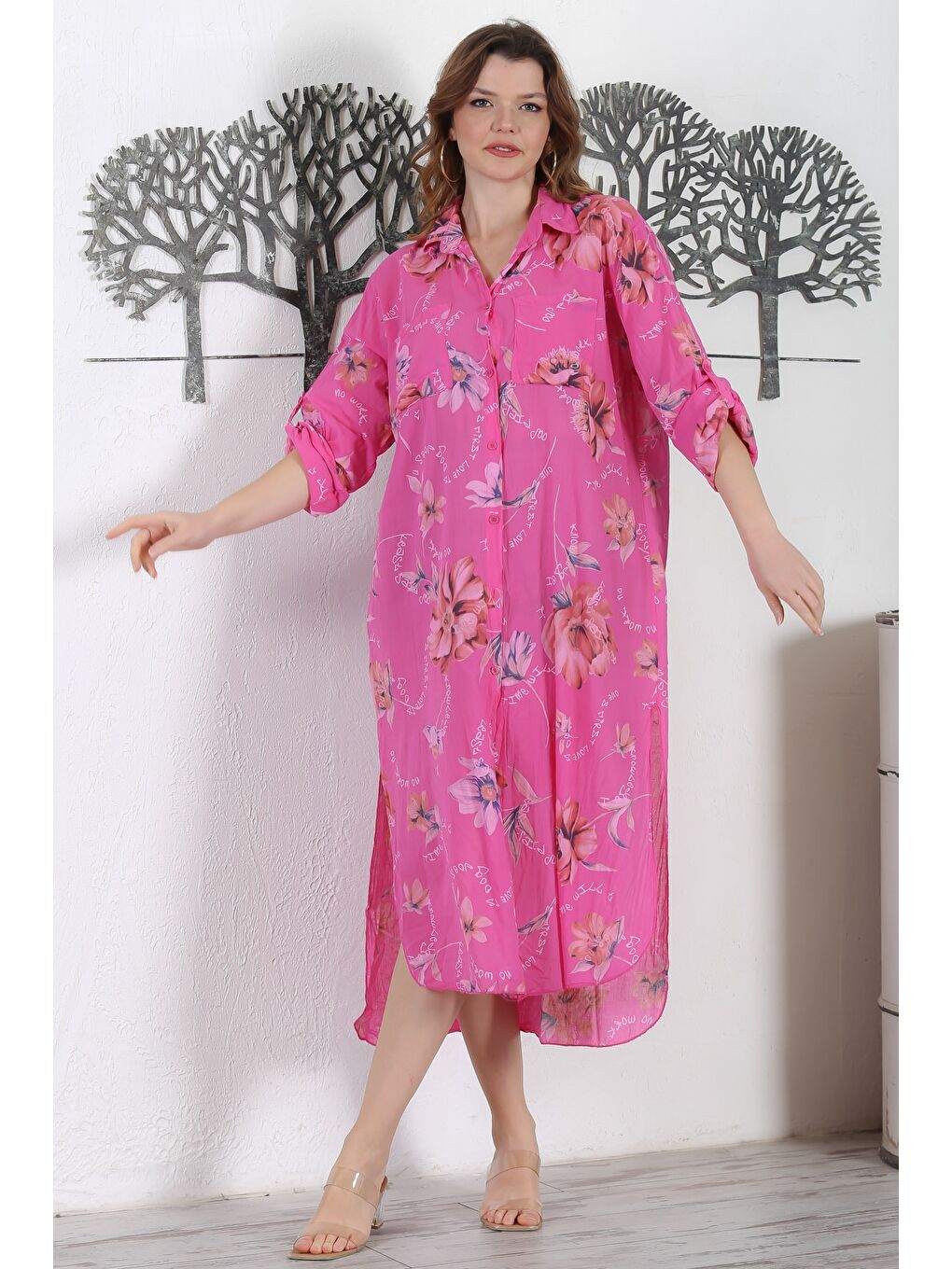 İtalyan Fuşya Gömlek Yaka Düğmeli Uzun Kollu Çift Cepli Allover Baskılı Dokuma Elbise 130 65-4