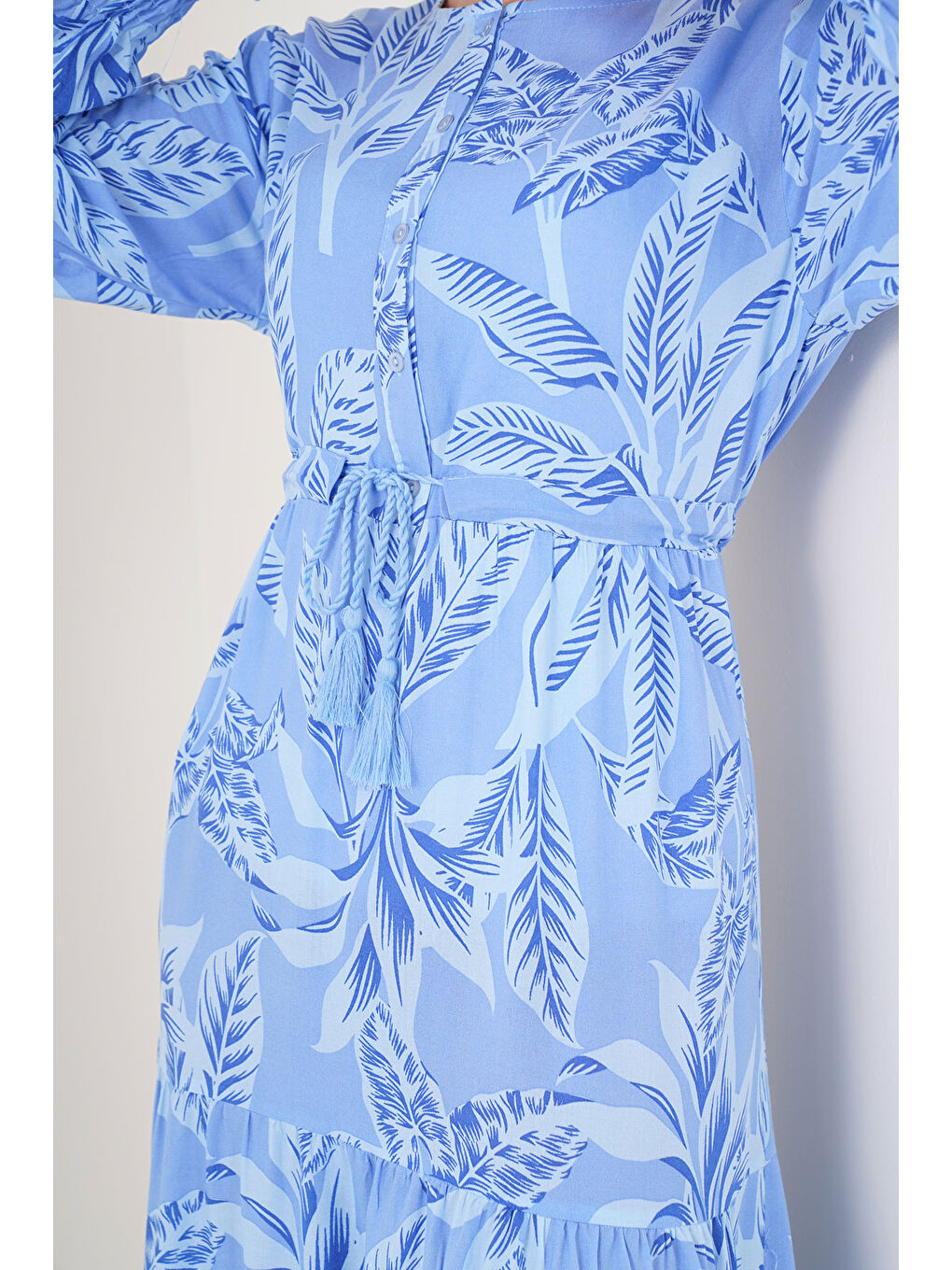 2145 Desenli Tesettür Elbise - Mavi-4