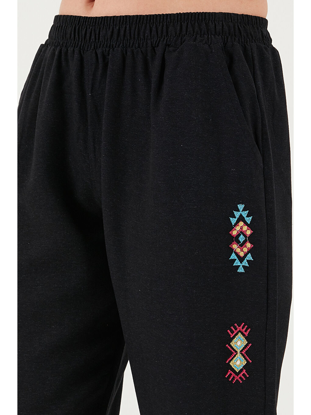 Siyah Bohem İşlemeli Keten ve Pamuk Karışımlı Şalvar Kadın Pantolon 5865050-5