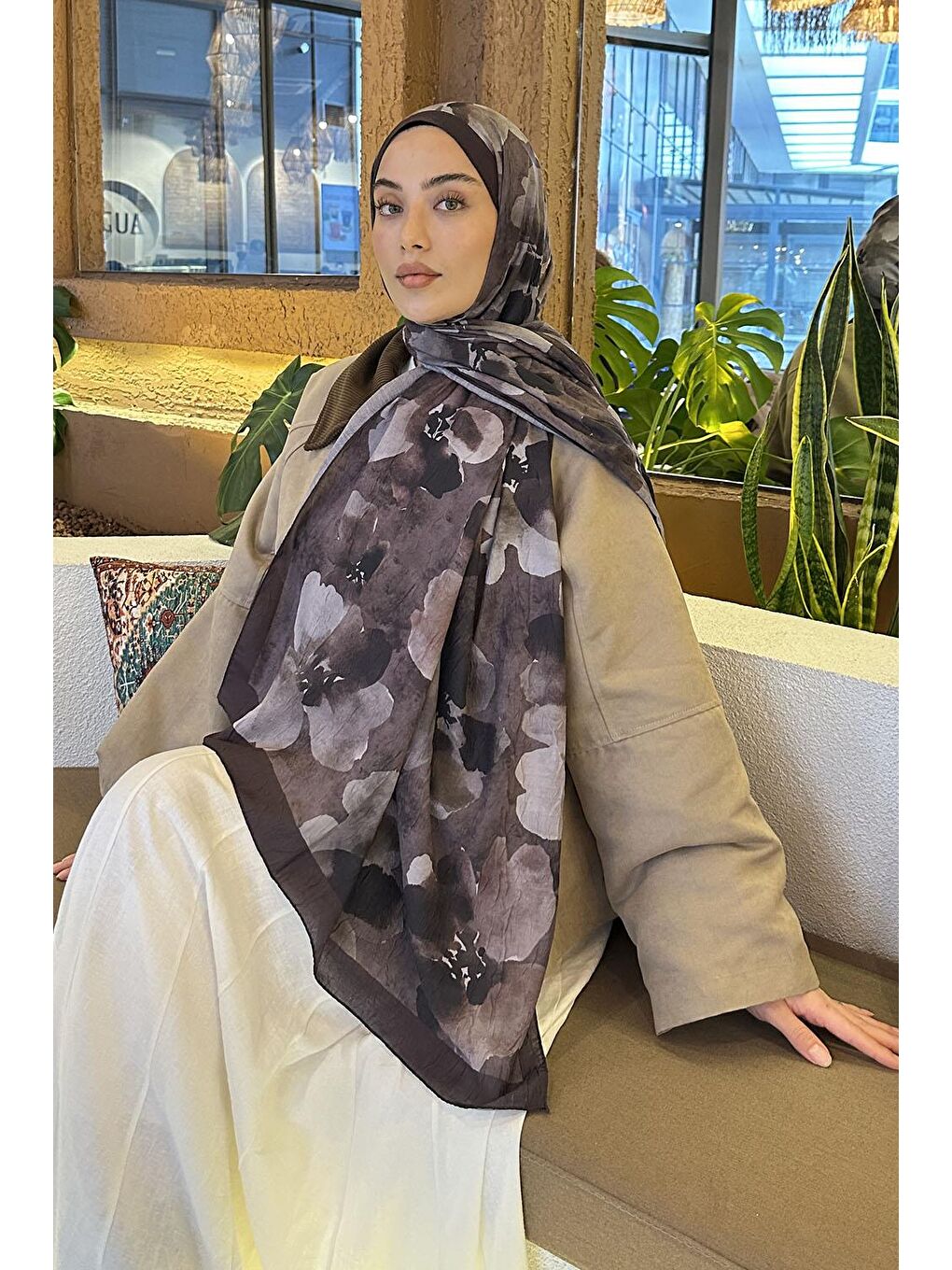 Batik Çiçek Desen Bambu Şal Acı Kahverengi-1