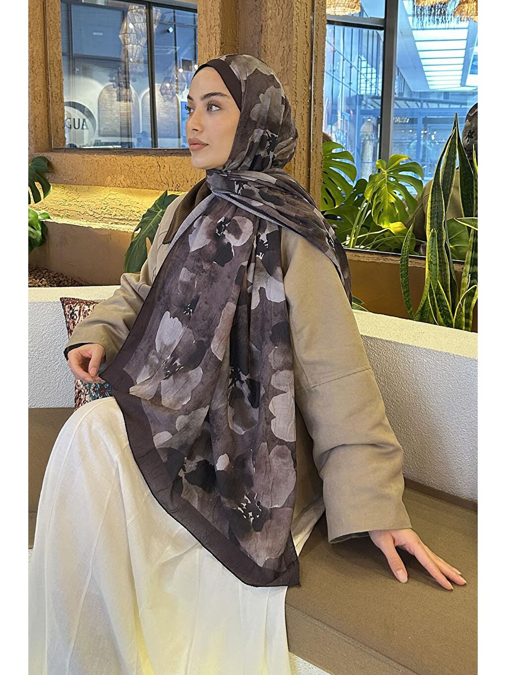 Batik Çiçek Desen Bambu Şal Acı Kahverengi-2