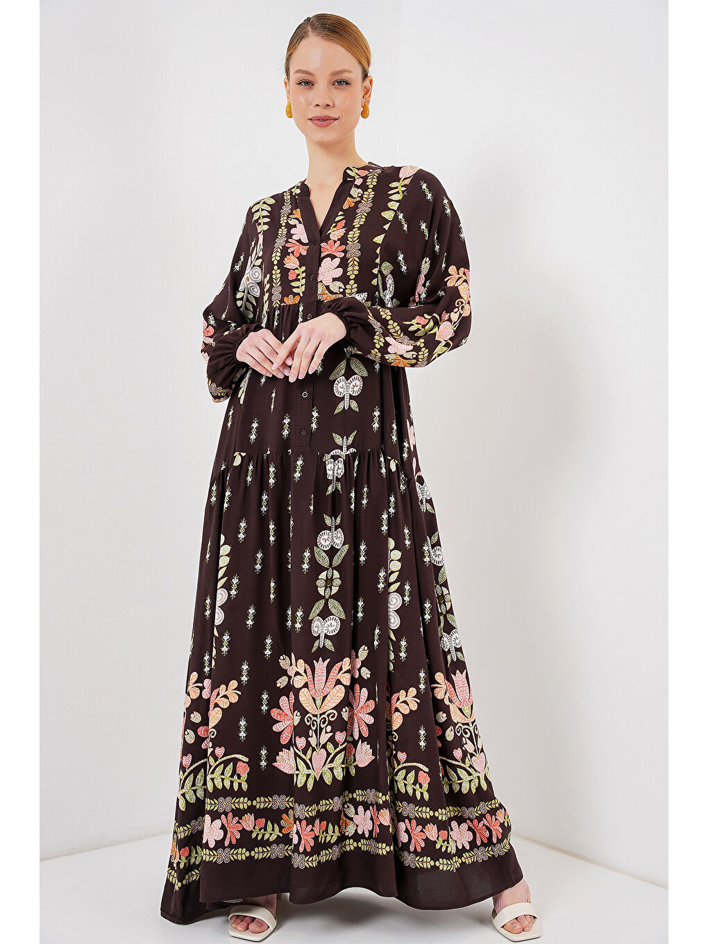 2423 Otantik Desenli Tesettür Elbise - I. Kahverengi-3