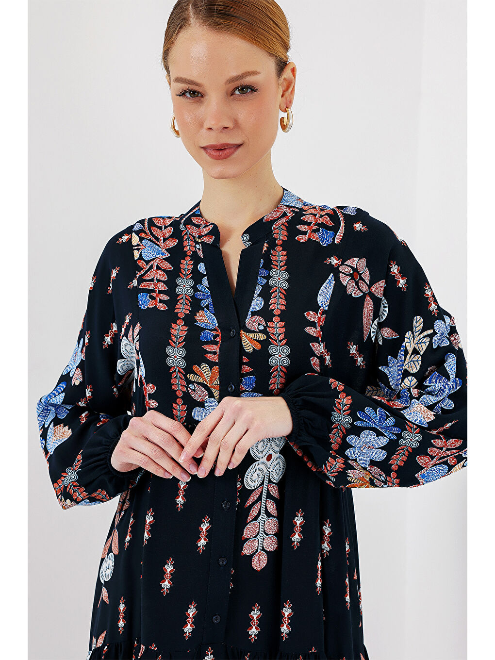 2423 Otantik Desenli Tesettür Elbise - Siyah - Mavi-2