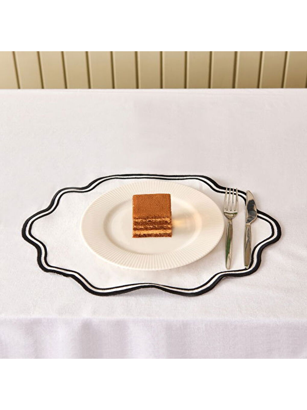 Soft Elegant Amerikan Servis - Beyaz - 30x50 cm