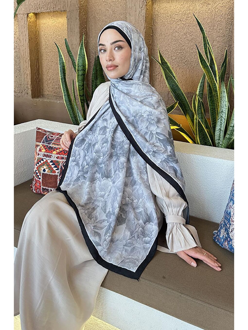 Bej Lotus Desen Bambu Şal Taş