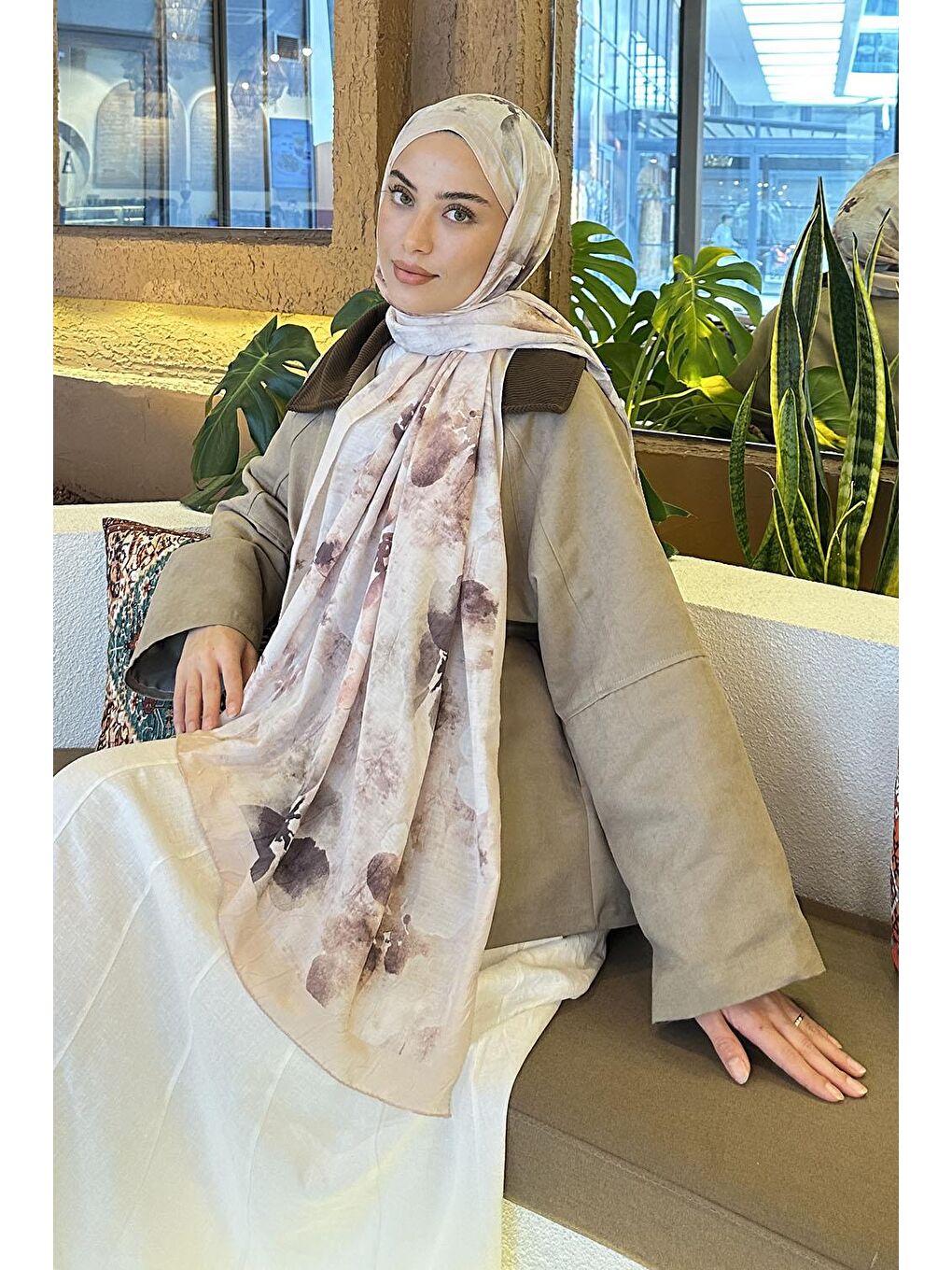 Batik Çiçek Desen Bambu Şal Bej