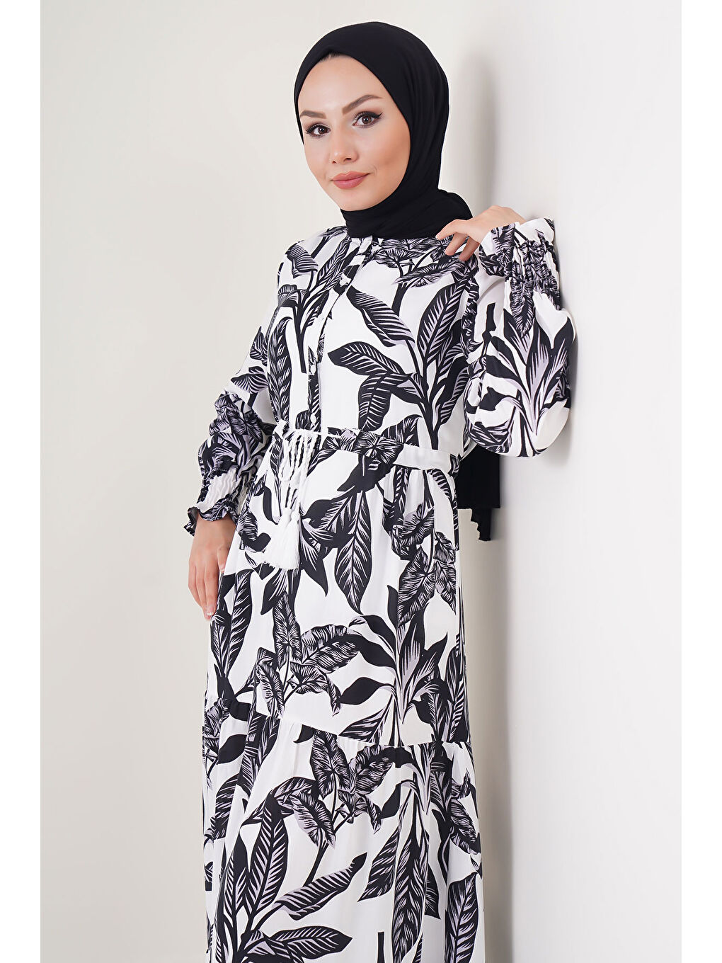 2145 Desenli Tesettür Elbise - Beyaz-3