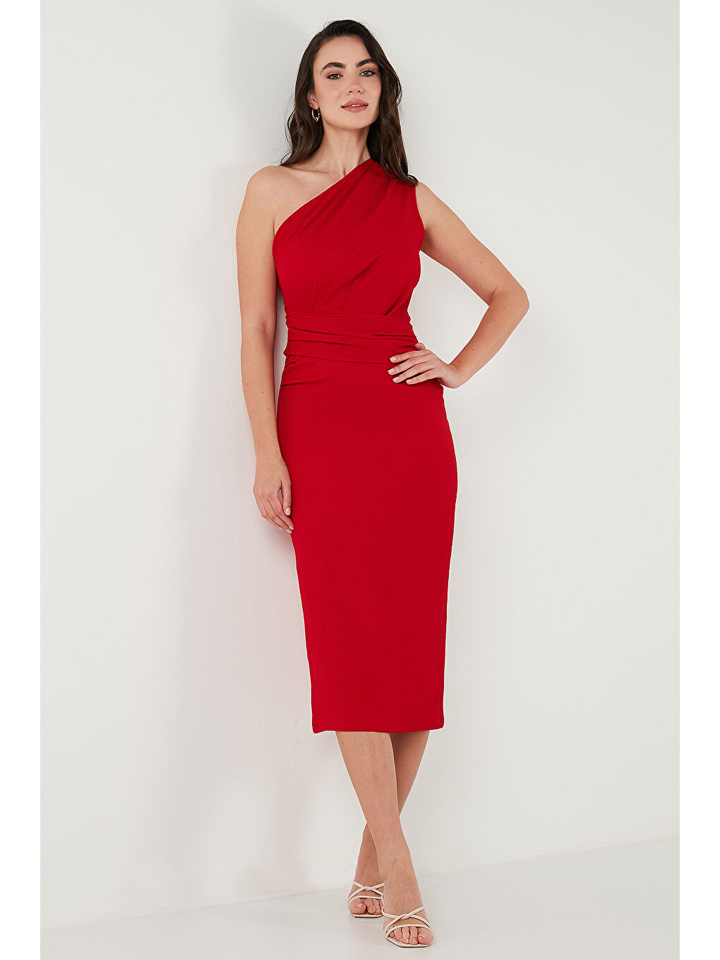 Kırmızı Desenli Slim Fit Yırtmaçlı Midi Boy Tek Omuzlu Kadın Elbise 5866202-5