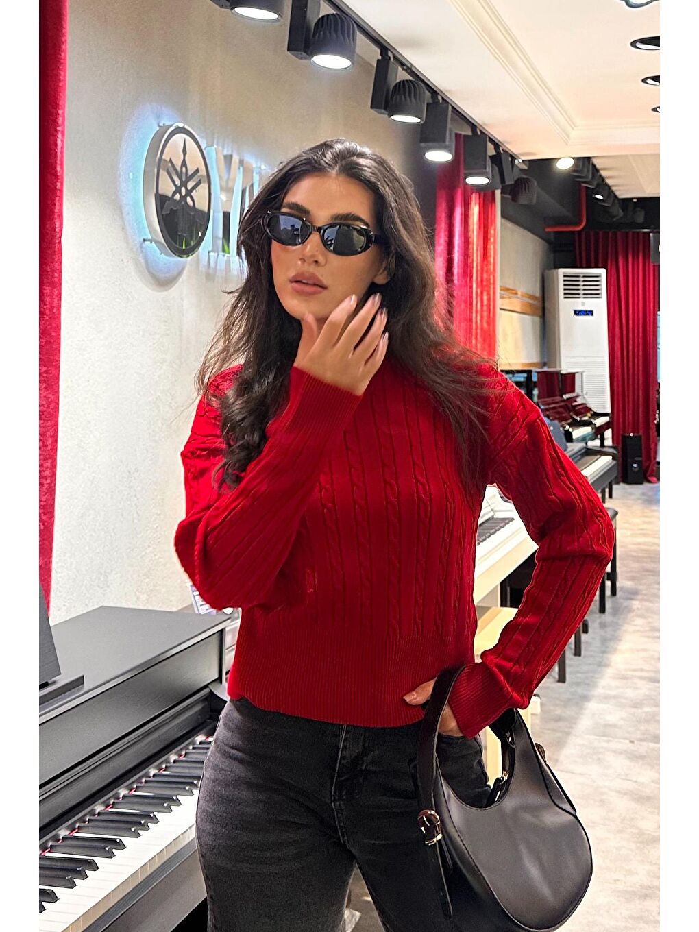 Kırmızı Yarım Balıkçı Yaka Örgülü Triko Kadın Kazak Mg2257-1