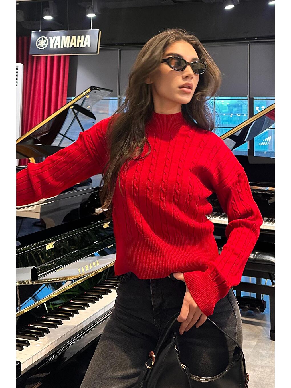 Kırmızı Yarım Balıkçı Yaka Örgülü Triko Kadın Kazak Mg2257-3