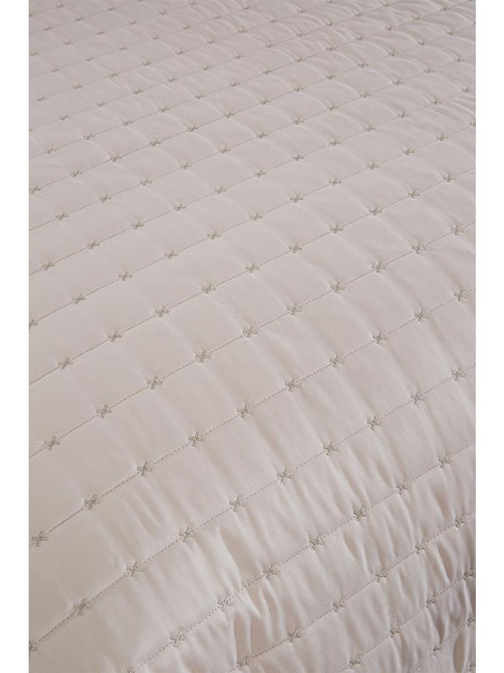 Kahverengi Dublin Tek Kişilik Kapitoneli Yatak Örtüsü Cappucino-4