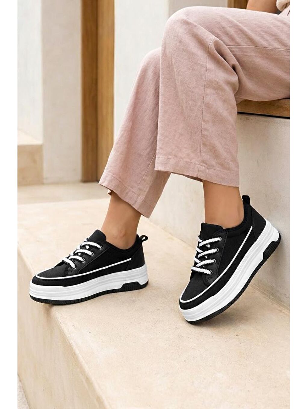 Siyah DS Opal Sneaker 2025 Kadın-1