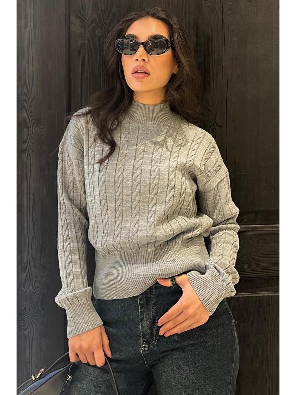 Gri Yarım Balıkçı Yaka Örgülü Triko Kadın Kazak Mg2257-4