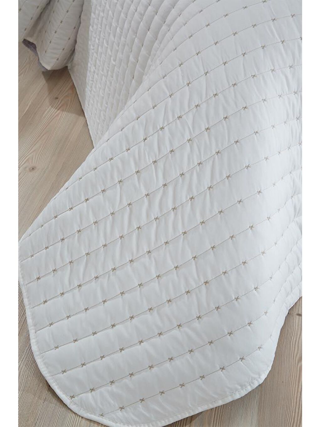 Ekru Dublin Tek Kişilik Kapitoneli Yatak Örtüsü Krem-3