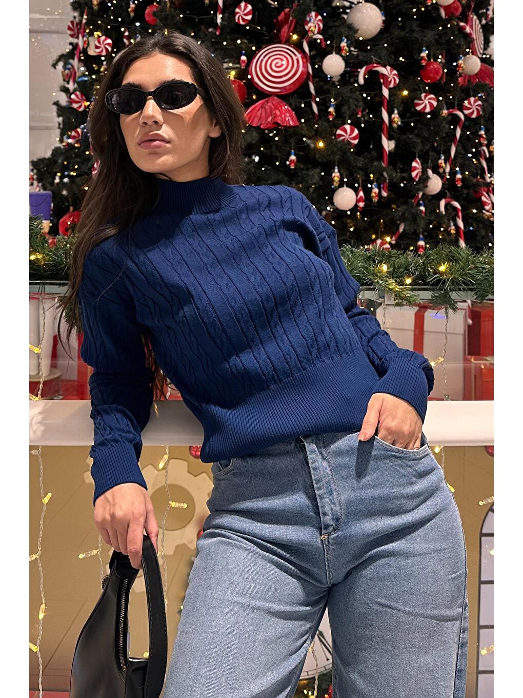 Lacivert Yarım Balıkçı Yaka Örgülü Triko Kadın Kazak Mg2257-3