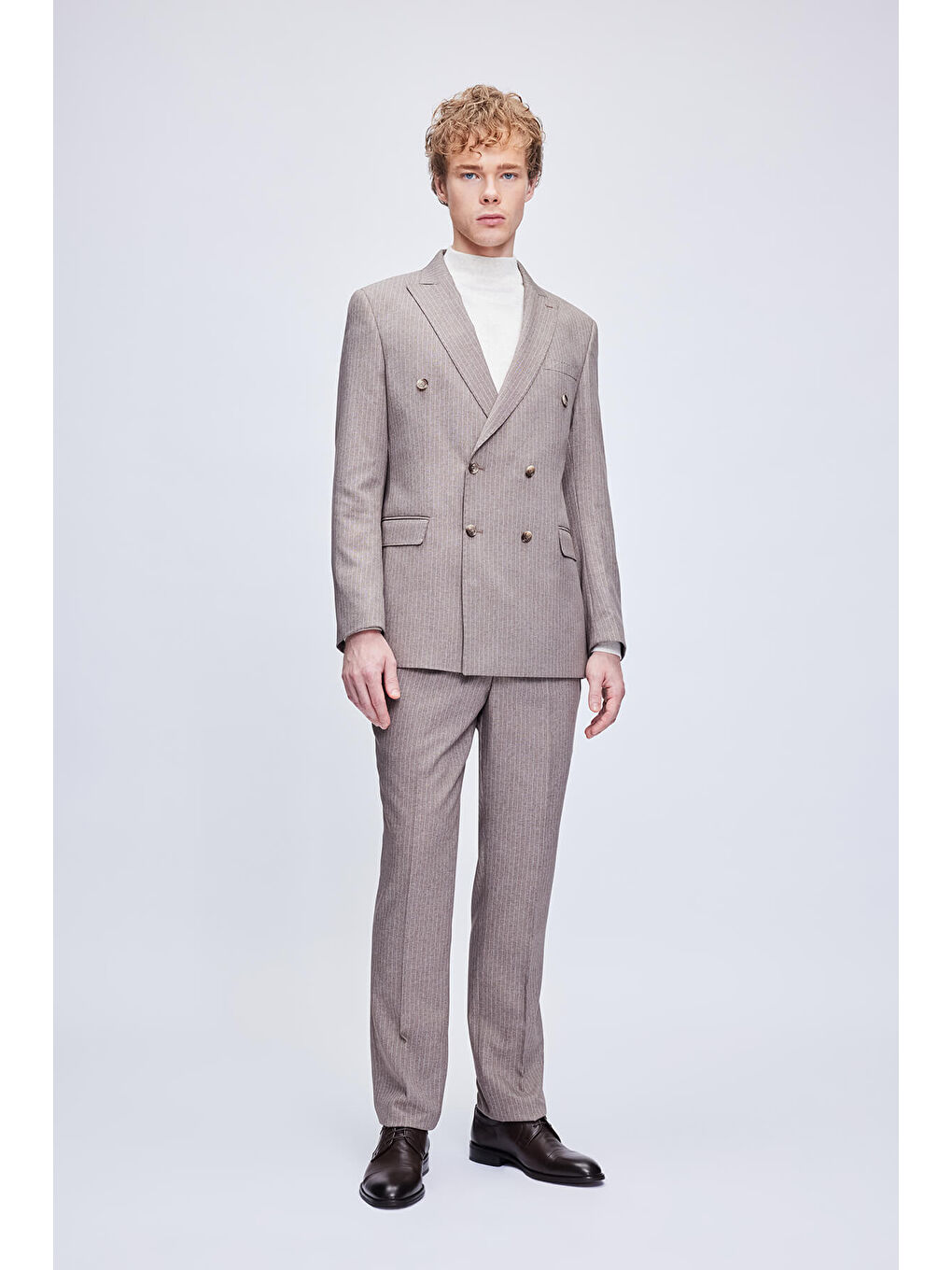 Kahverengi Slim Fit Çizgili Kruvaze Klasik Takım Elbise