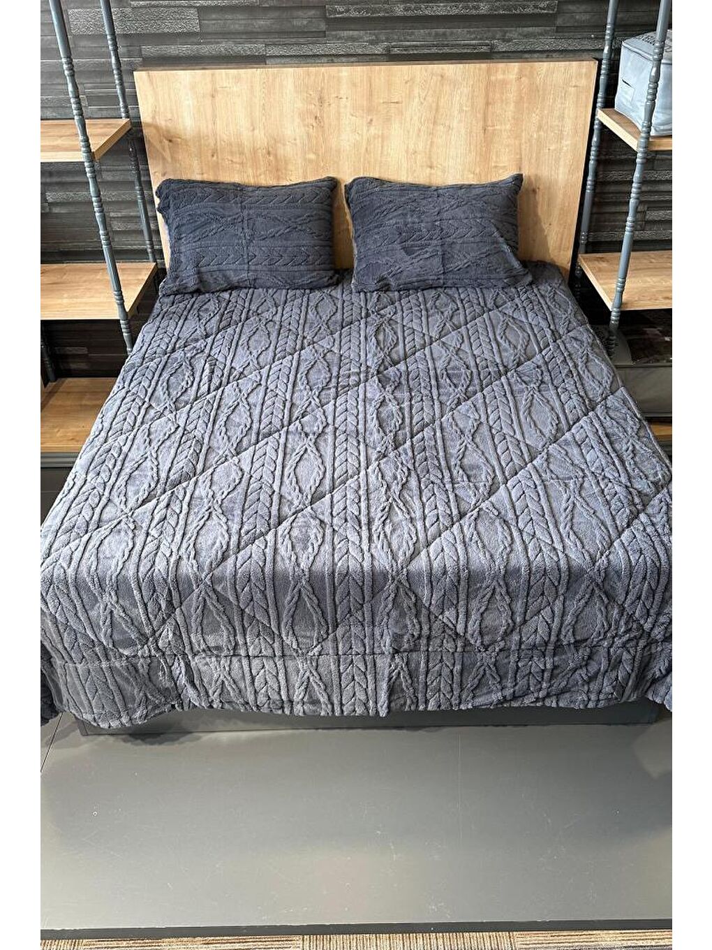 Ivy Çift Kişilik 220x240 cm Yatak Örtüsü Antrasit