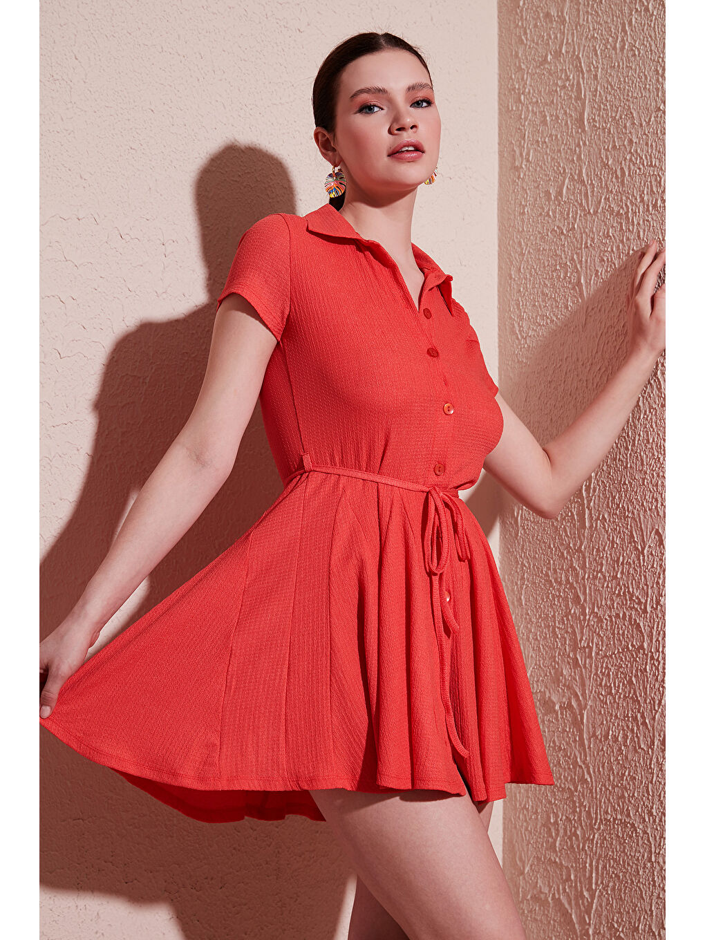 Kırmızı Bağlama Detaylı Mini Gömlek Kadın Elbise 5869006-1