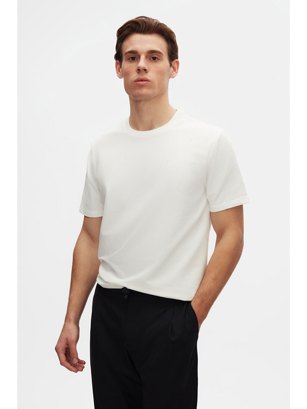 Slim Fit Ekru Düz Tişört