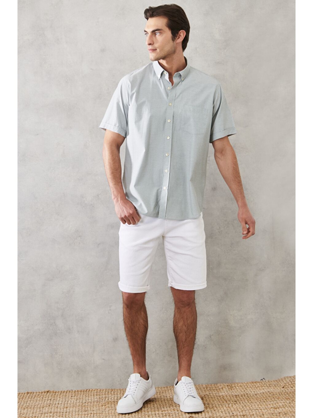 Erkek Haki Comfort Fit Rahat Kesim Düğmeli Yaka Armürlü Gömlek-1