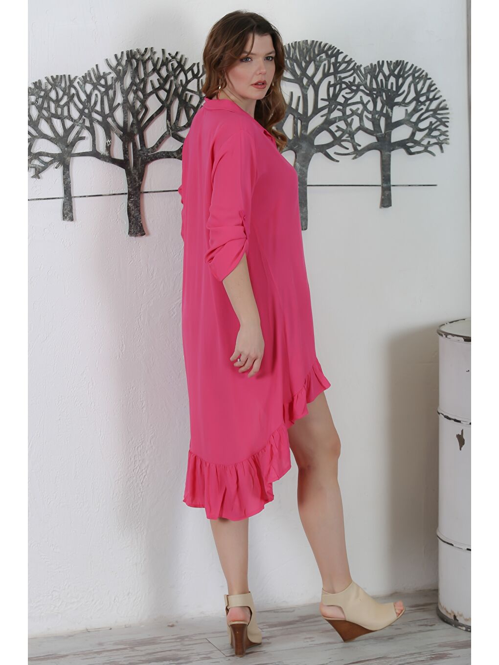 Pembe Gömlek Yaka Düğmeli Uzun Kollu Etek Ucu Fırfırlı Casual Arkası Uzun Dokuma Elbise 95 58-6