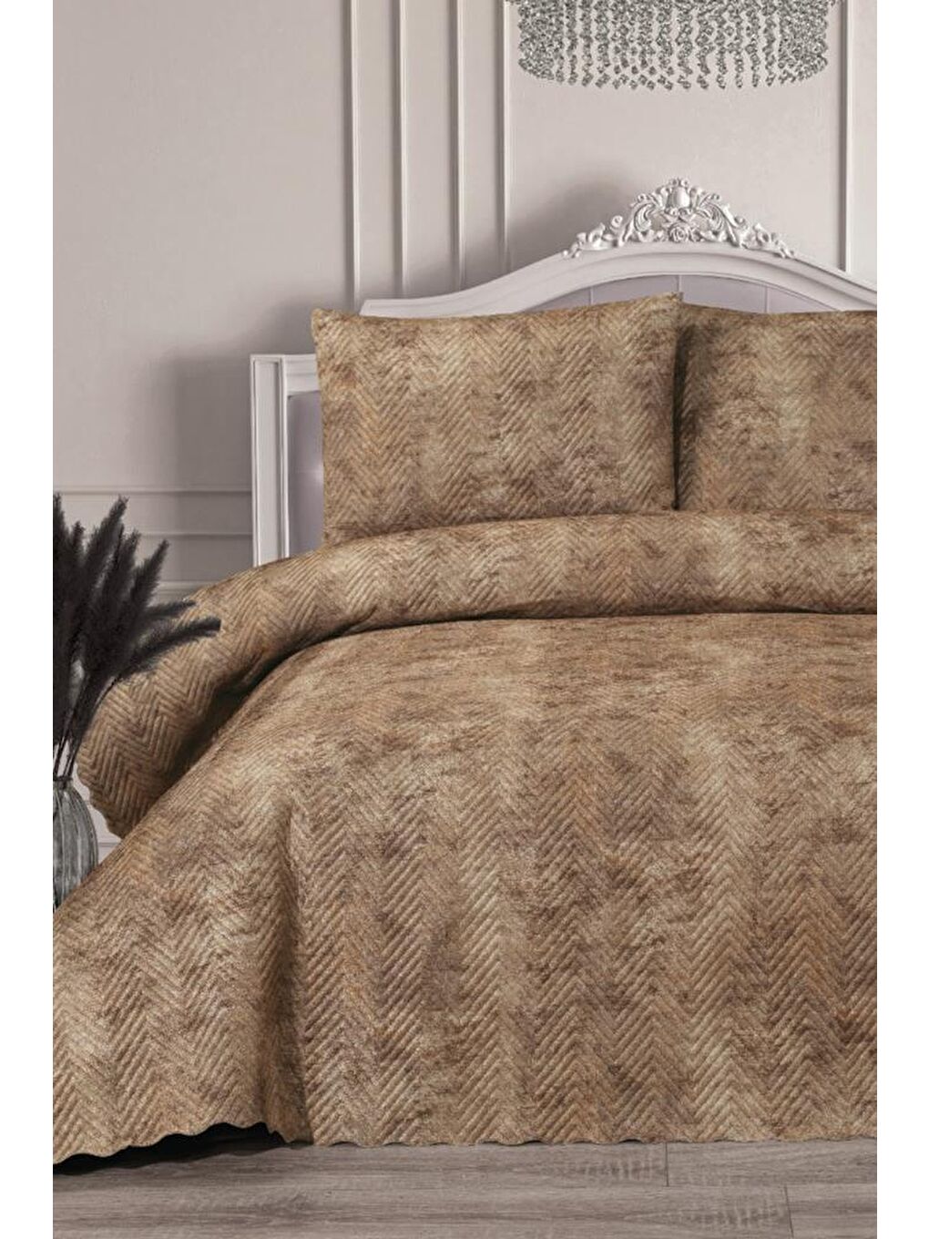 Kahverengi Elissa Çift Kişilik Kadife Yatak Örtüsü Cappucino-2
