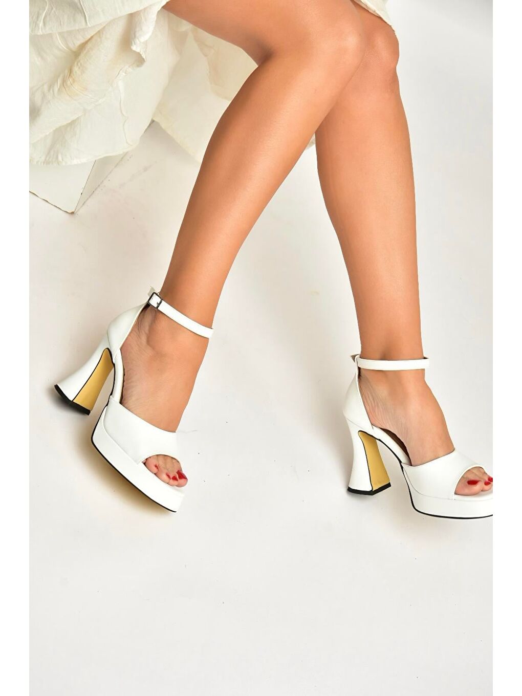 Beyaz Kadın Topuklu Ayakkabı Y404850209-1