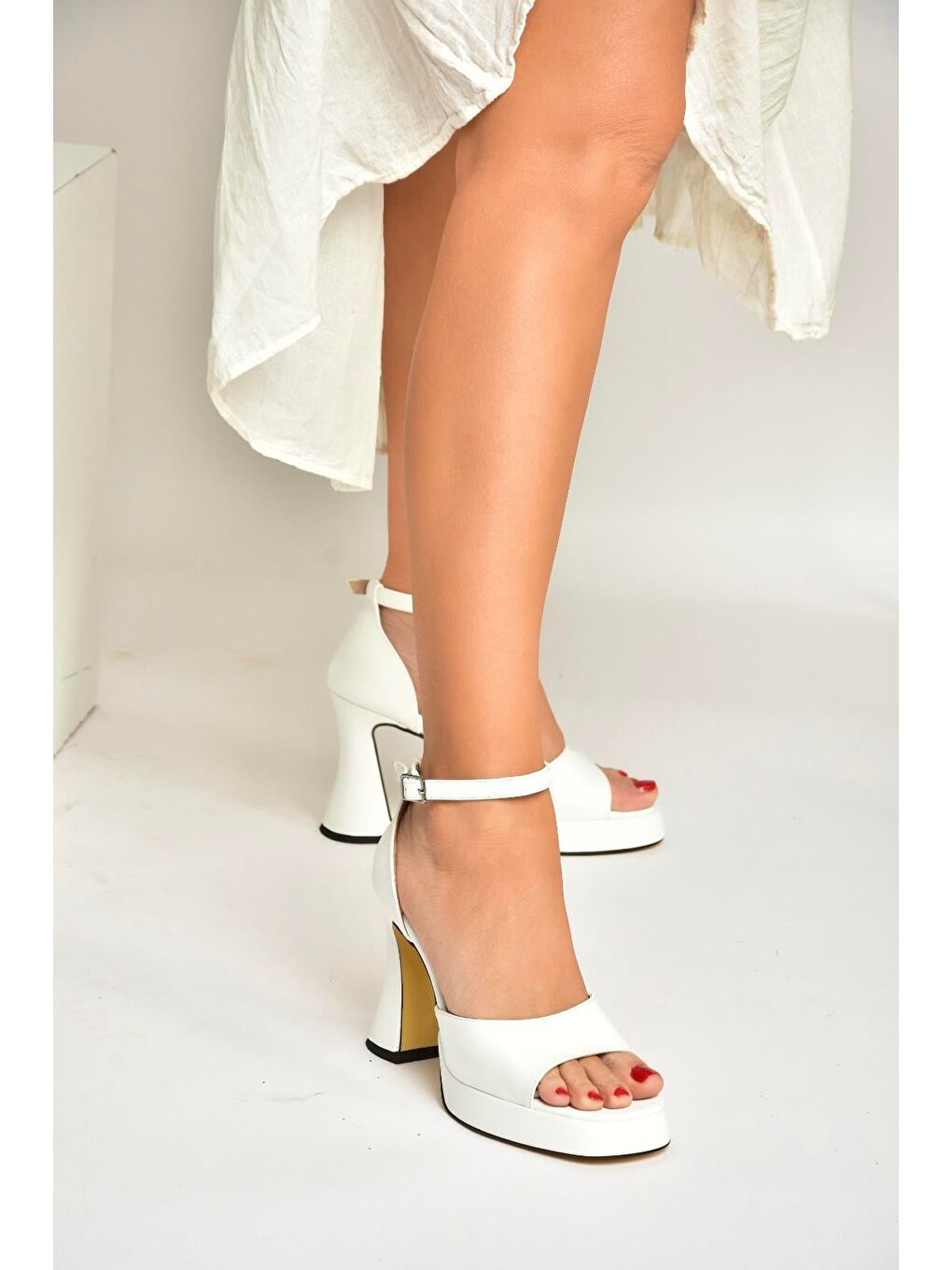 Beyaz Kadın Topuklu Ayakkabı Y404850209-3