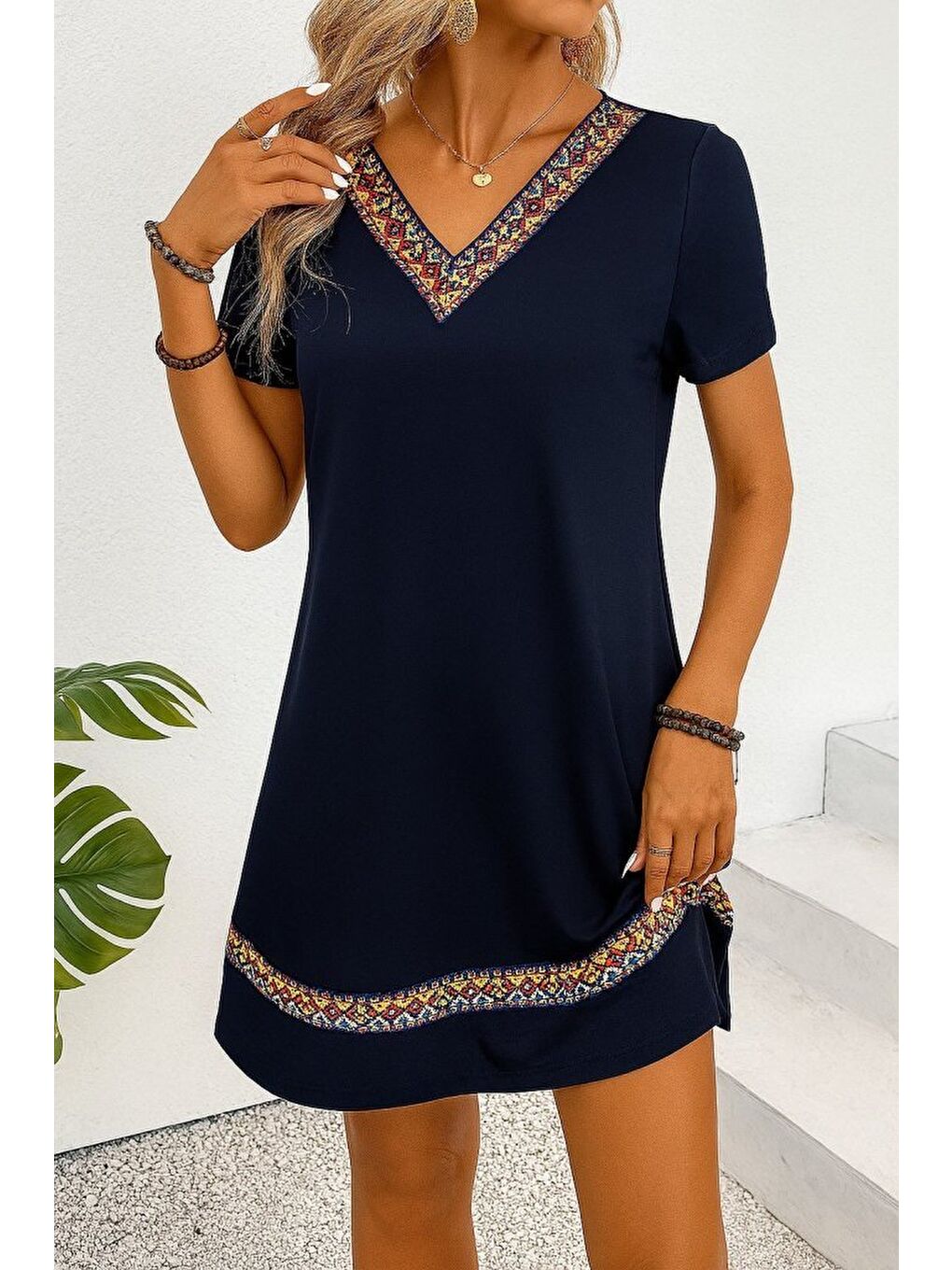 Lacivert Kadın Kısa Kollu V Yakalı Etnik Desen şerit Detaylı Viskon Elbise-1