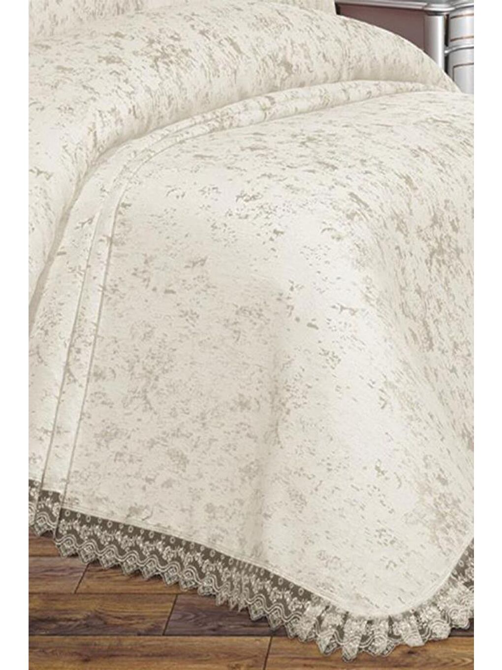 Ekru Fransız Güpürlü Çeyizlik Cloud Yatak Örtüsü Krem-5