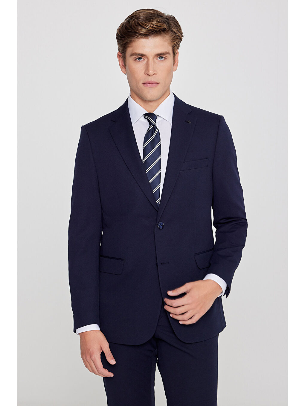 Erkek Lacivert Slim Fit Dar Kesim Mono Yaka Beli Bağlamalı Kapak Cepli Esnek Takım Elbise-1