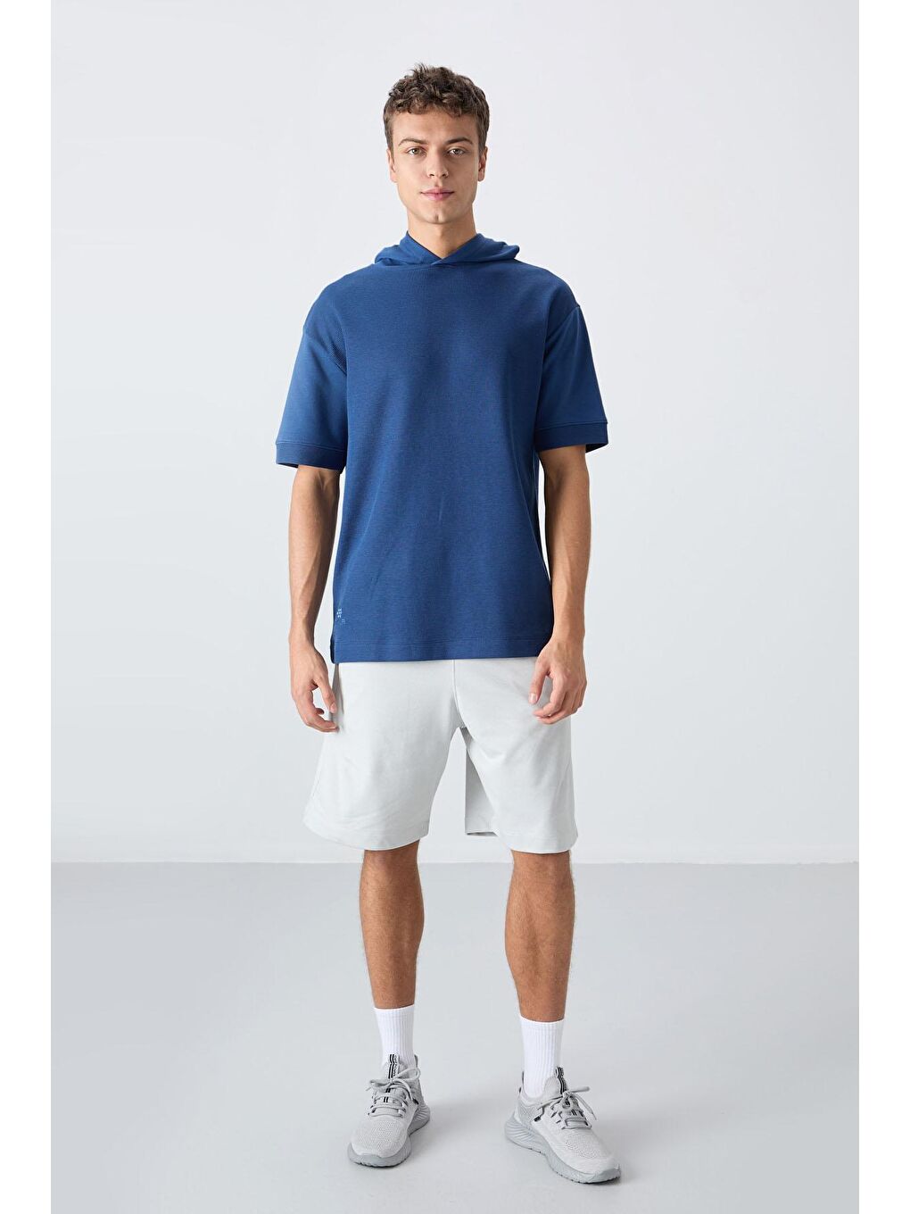 TOMMYLIFE Mavi Pamuklu Kalın Yüzeyi Dokulu Oversize Fit Basic Erkek T-Shirt - 88335 - 1