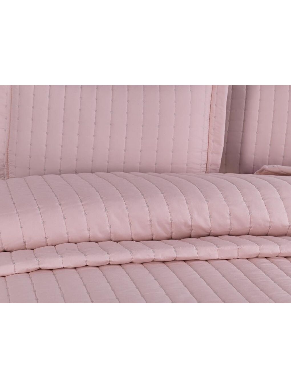 Pembe Dublin Çift Kişilik Kapitoneli Yatak Örtüsü Pudra-1