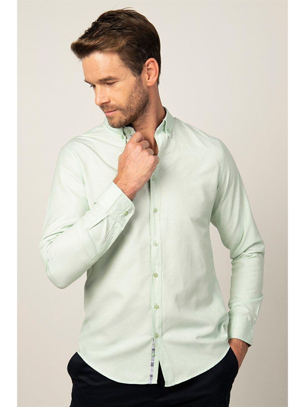 Yeşil Erkek Slim Fit Dar Kesim Uzun Kollu Pamuklu Oxford Doku Kolay Ütülenebilir Mint Düğmeli Yaka Gömlek
