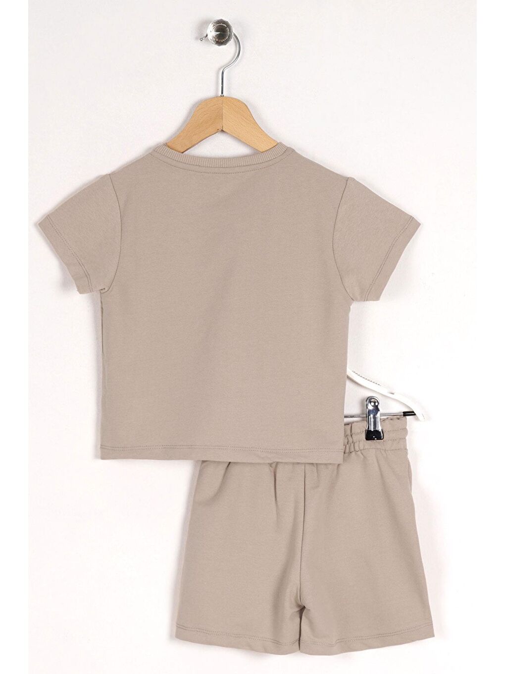 Bisiklet Yaka Kısa Kol Bej Renk Erkek Çocuk Sortlu Takım-1