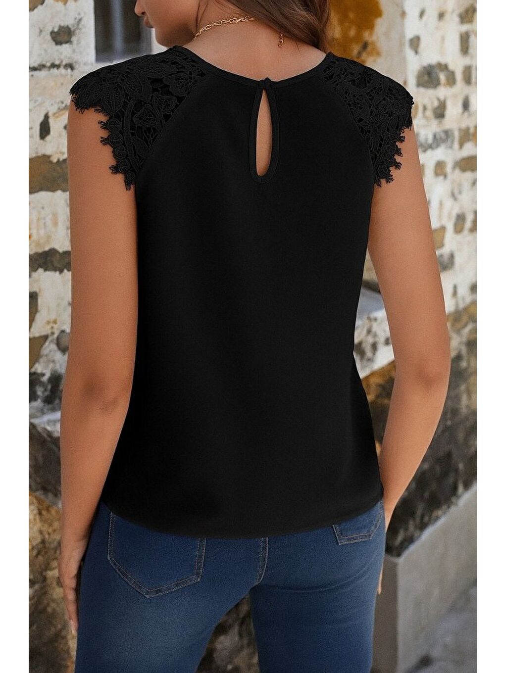 Siyah Kadın Kısa Kollu Bisiklet Yaka Ithal Krep Bluz-1