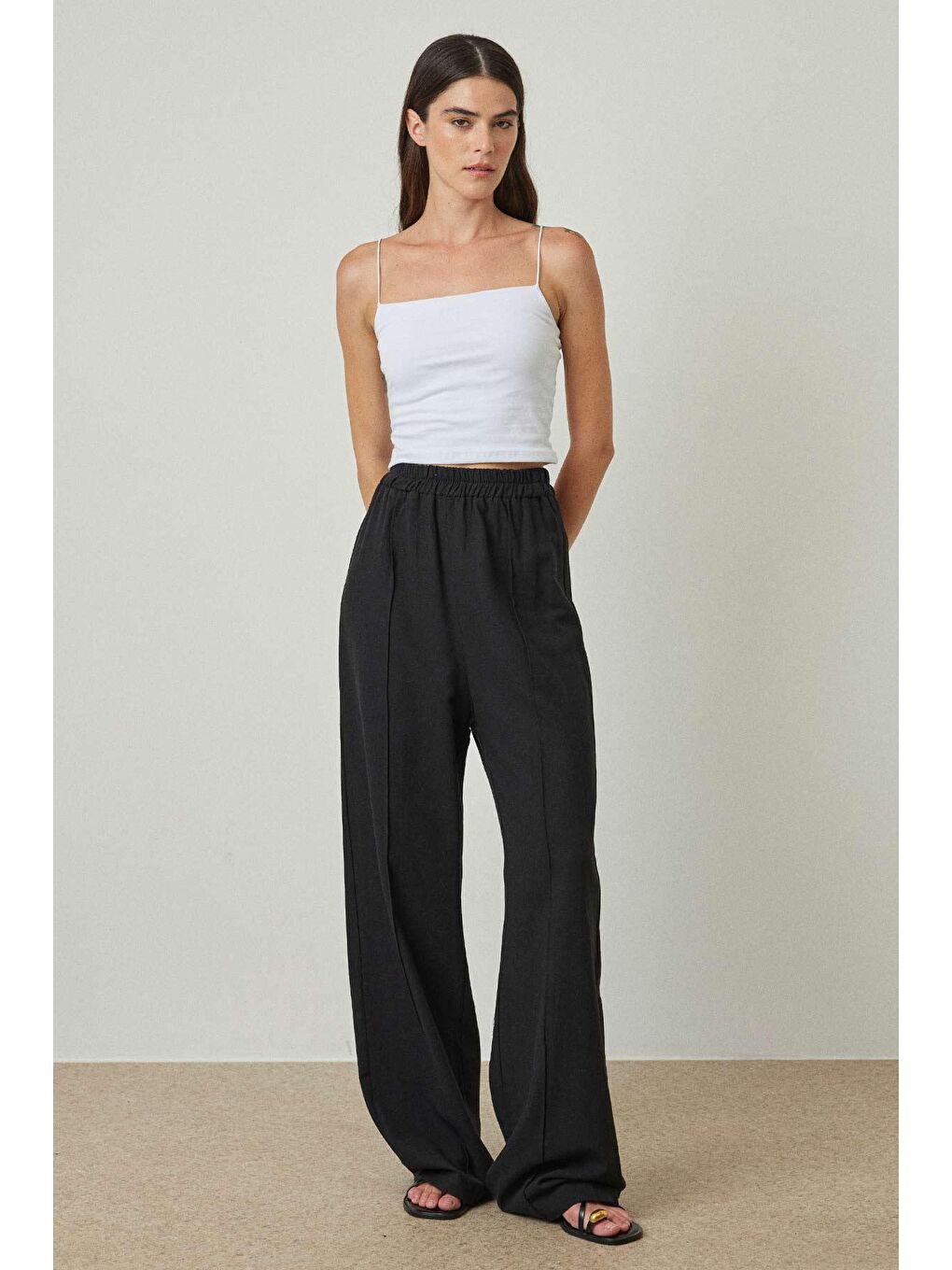 Keten Çima Dikişli Siyah Pantolon