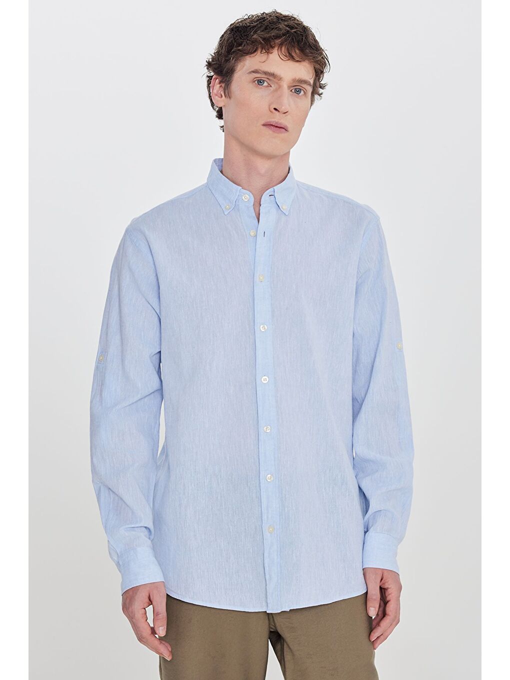 Erkek Açık Mavi Pamuklu Keten Comfort Fit Düğmeli Yaka Çizgili Gömlek-2