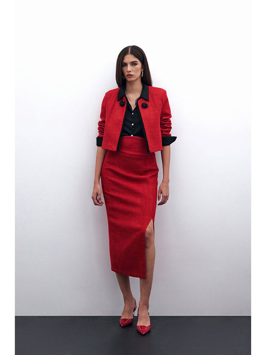 Boncuk Aksesuarlı Kısa Ceket - Kırmızı-1