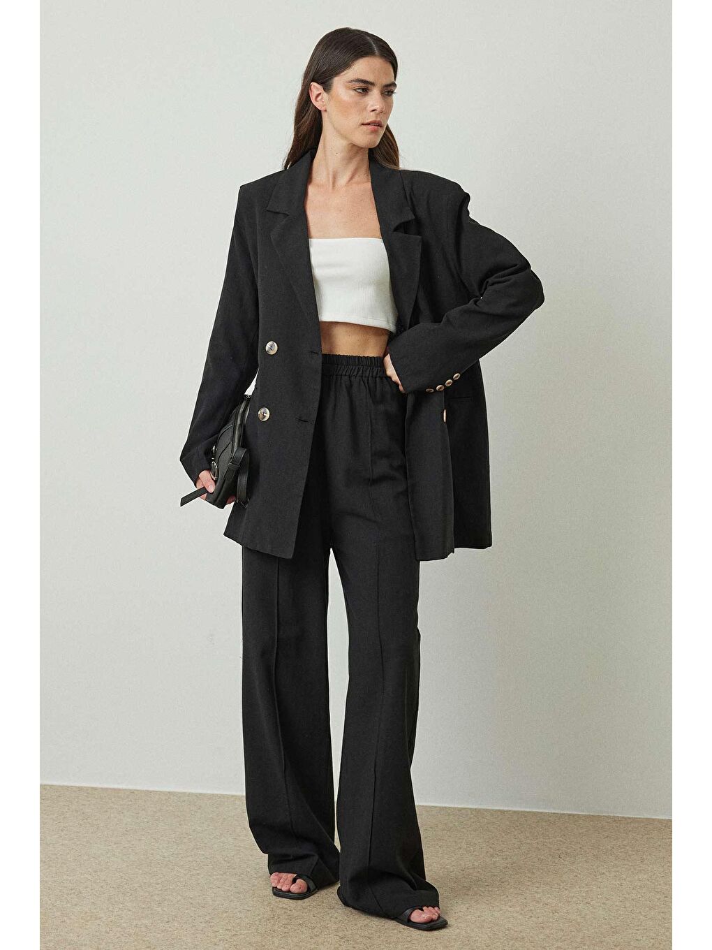 Keten Çima Dikişli Siyah Pantolon-1